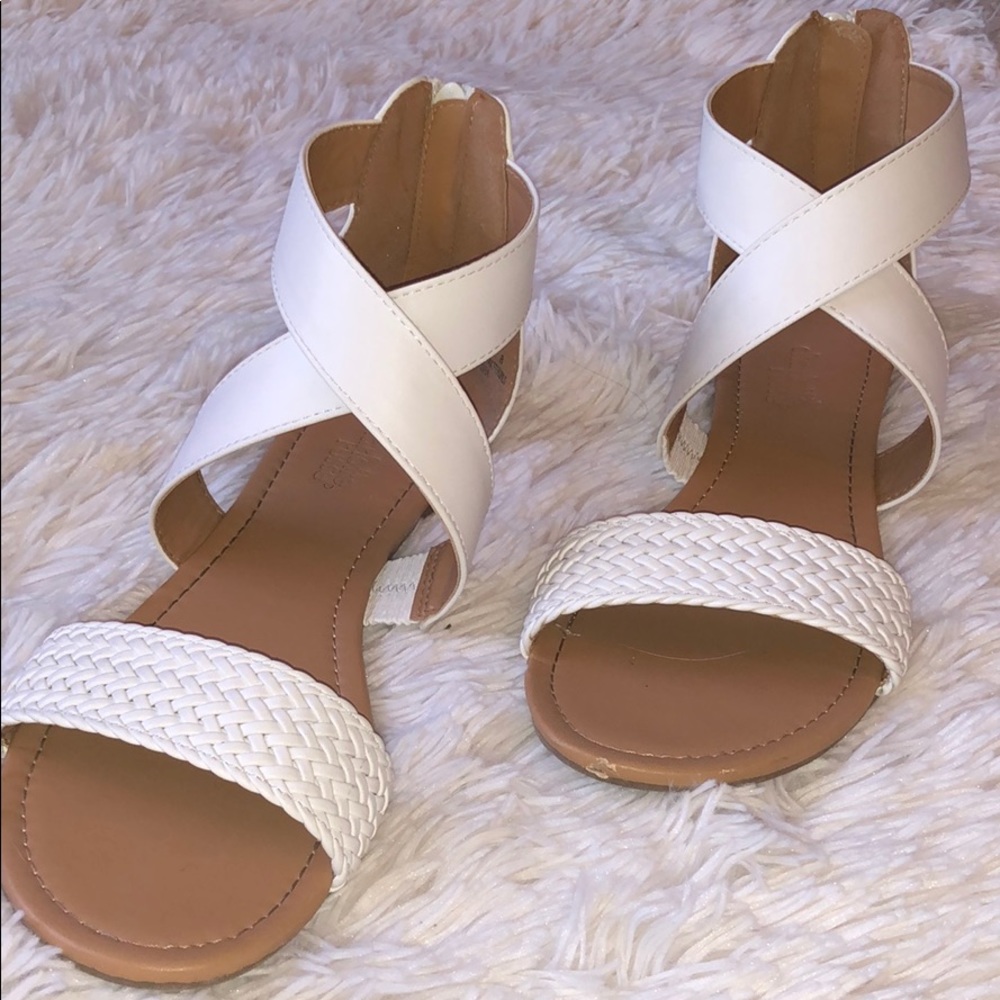 Sandals - Picture 2 of 3